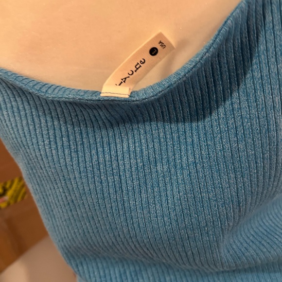 Tyche Ribbed Blue Top - Picture 5 of 5